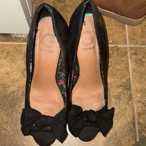 Black bow heels